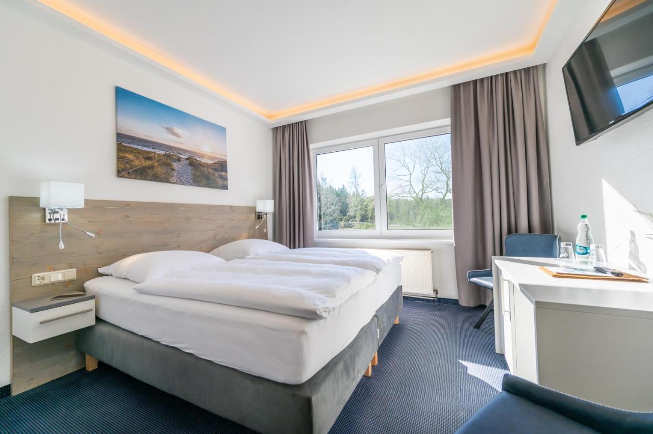 Hotel Mukran Sassnitz Bagian luar foto